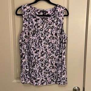 Georgette Metal Keyhole Tank